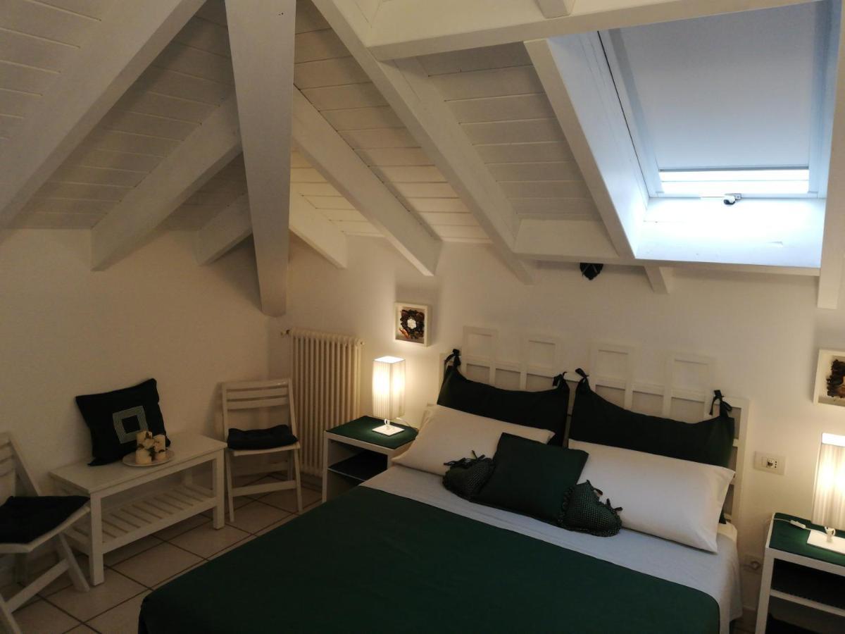 B&B Le Magnolie Галарате Екстериор снимка